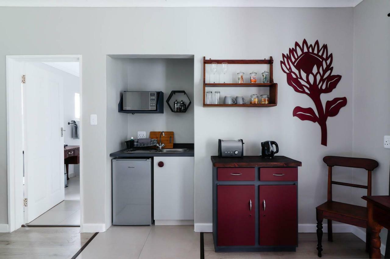Arbour1 Guesthouse George Esterno foto