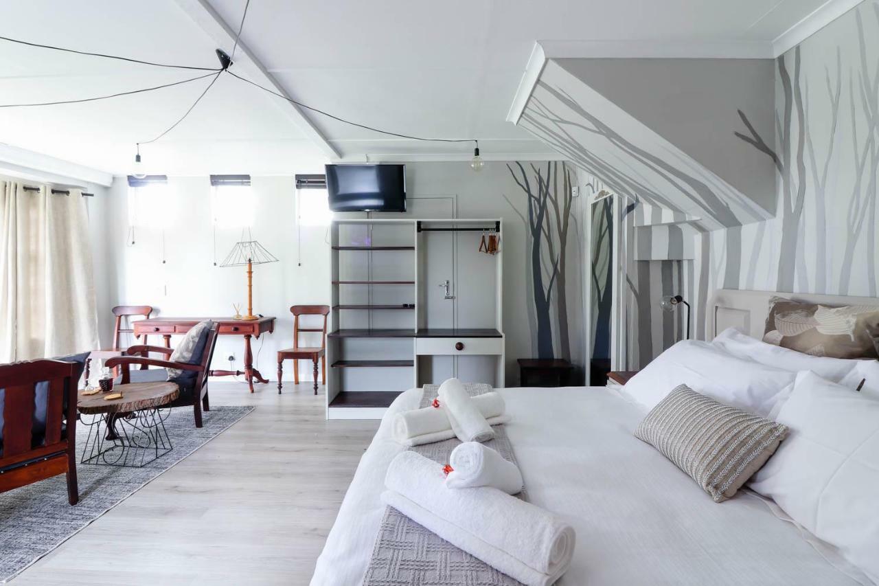 Arbour1 Guesthouse George Esterno foto